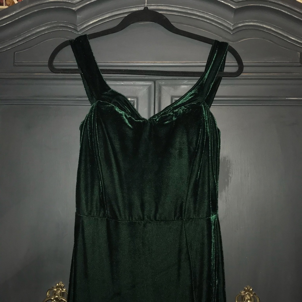 Off the shoulder Emerald Green Gown